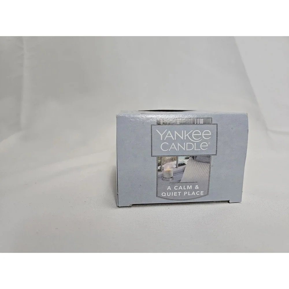 YANKEE CANDLE‎ A Calm & Quiet Place New Box of 12 Tea Lights - 1577167 - 2017